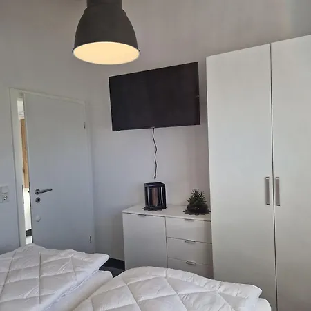 G10 Mit Wiesenblick In Eckwarderhoerne By Interhome