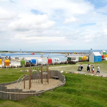 G10 Mit Wiesenblick In Eckwarderhoerne By Interhome